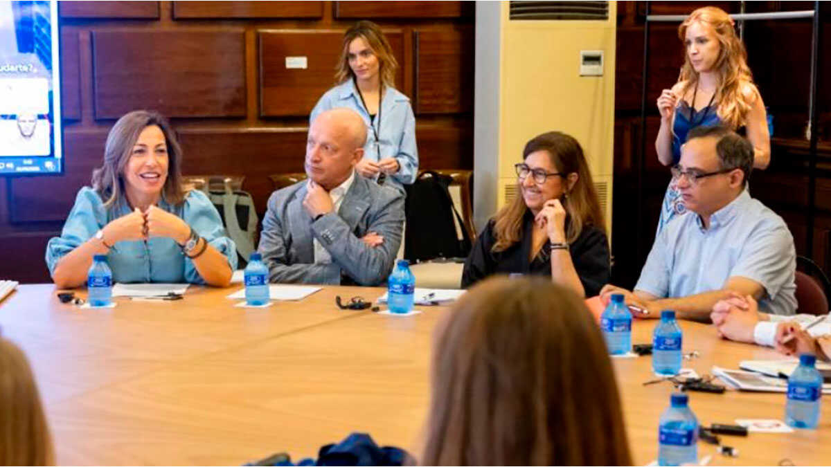 Eine Delegation aus Utrecht besucht Zaragoza, um den lokalen Handel kennenzulernen