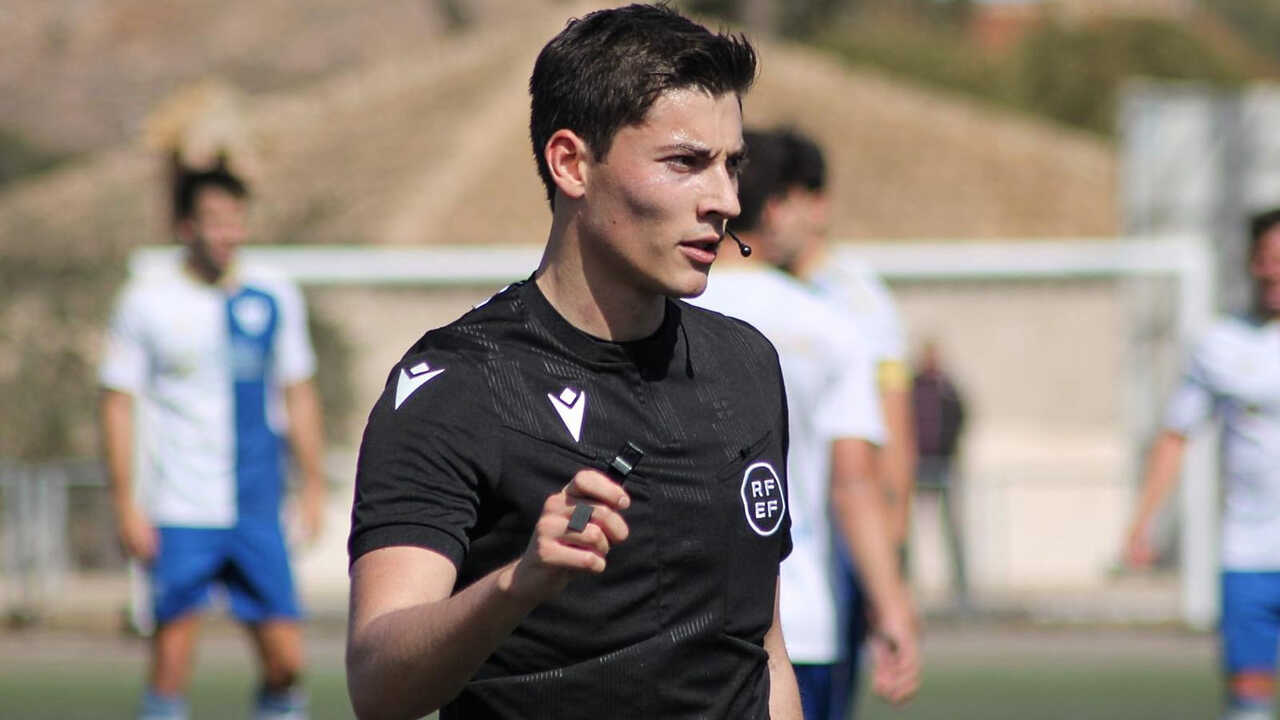 Schiedsrichter Masip Vidal debütiert in der Primera RFEF beim Duell Real Zaragoza gegen Antequera