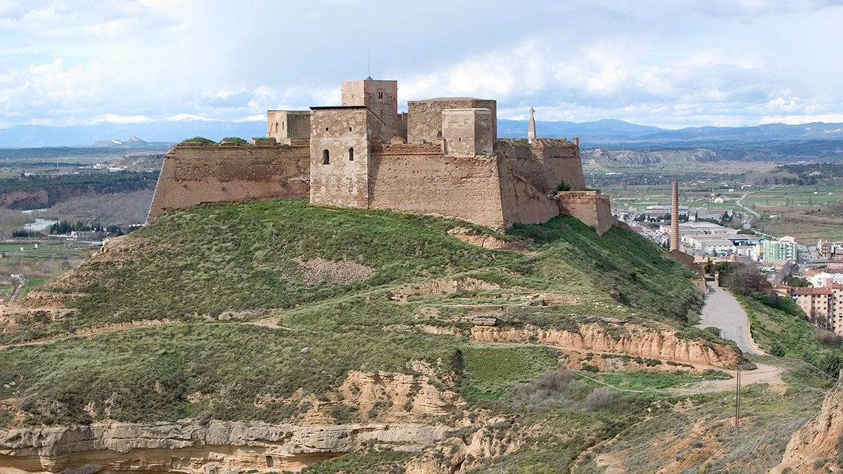 Aragoniens besterhaltene Templerburg steht in Huesca