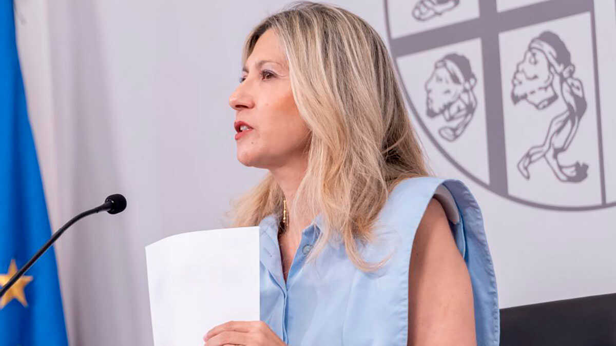 Mar Vaquero kritisiert „Schweigen, Lügen und Intransparenz“ der Regierung angesichts der Ceuta-Krise