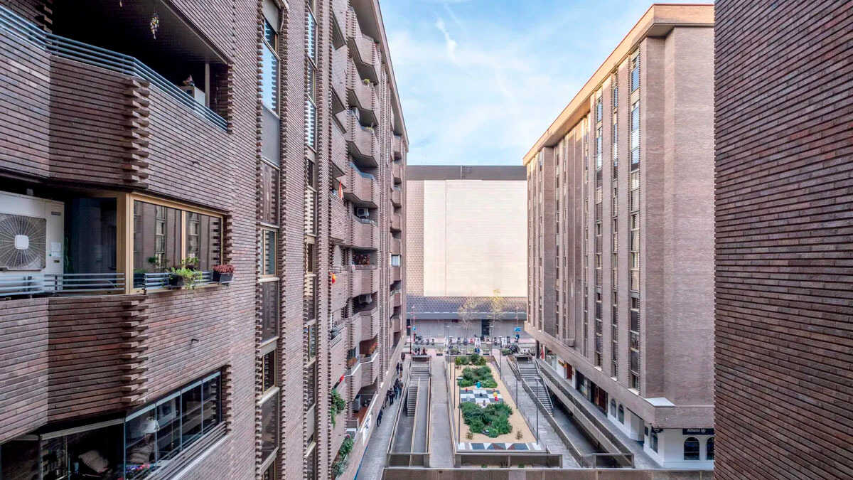 Die begehrte Wohnung im Zentrum von Zaragoza für 590.000 Euro: fünf Schlafzimmer, Terrasse und Garage