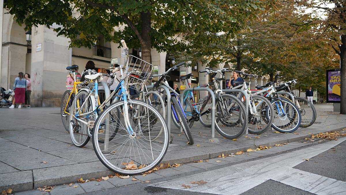 Diese neuen Regeln für Radfahrer und Autofahrer gelten ab Oktober in Aragón