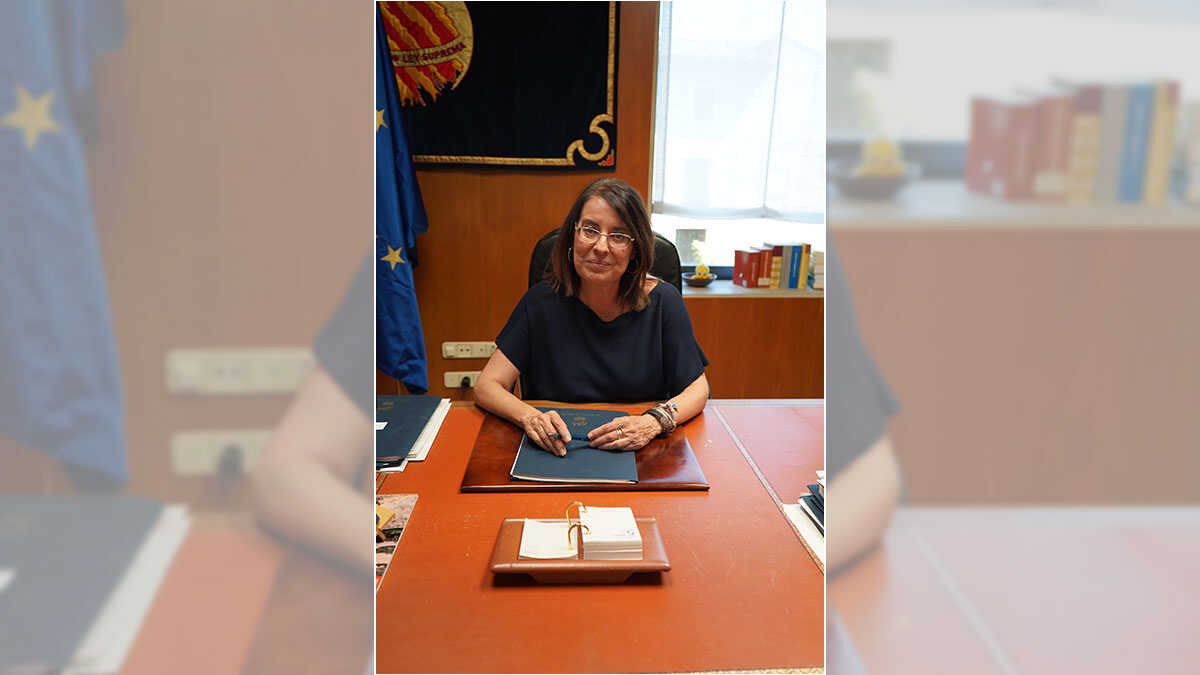 Die Justizbeauftragte von Aragón wird Ehrenmitglied des Apothekerkollegiums von Zaragoza