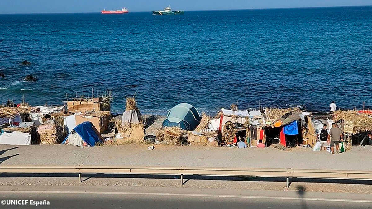 Marokko verschärft in Erklärung den Ton gegenüber Spanien: „Warum hält man unbegleitete Minderjährige von ihren Familien fern?“