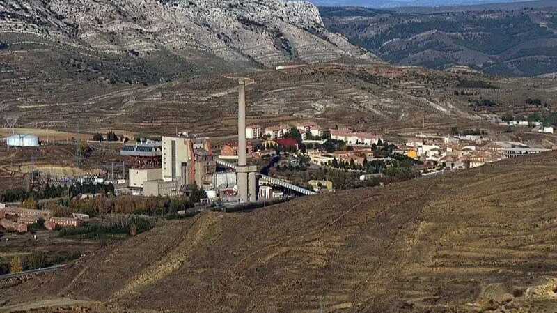 Aragón lehnt Schutzstatus für Wärmekraftwerk Escucha ab und will Teile des Komplexes erhalten