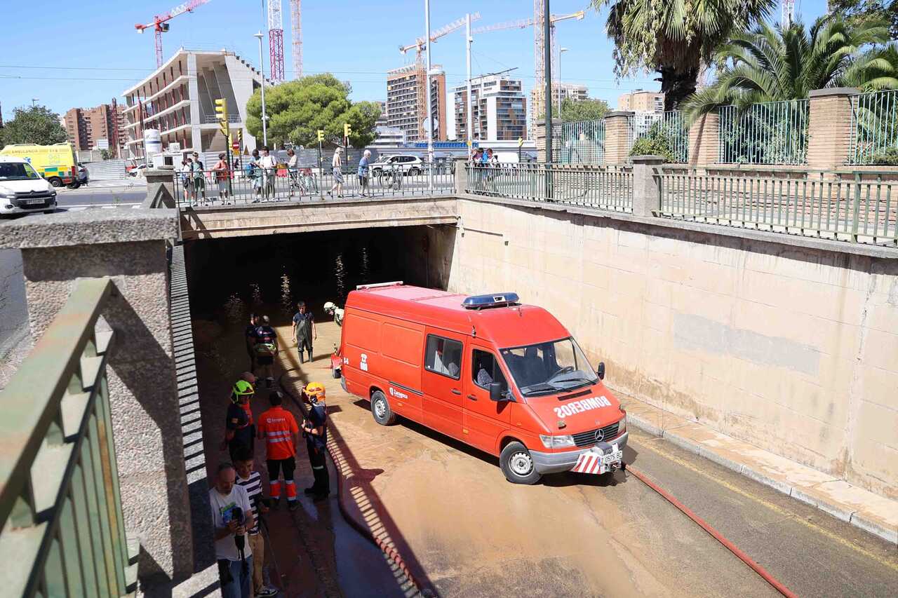 Der Tunnel an der Isabel la Católica bleibt geschlossen: So gelangen Sie zum Hospital Miguel Servet