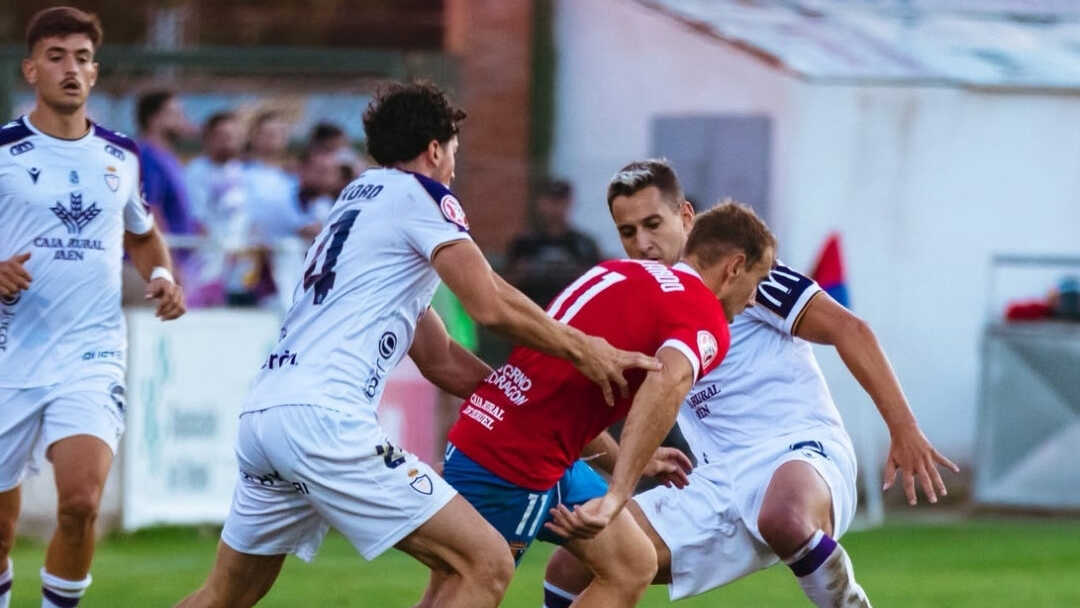 Ein starkes C.D. Teruel unterliegt der Effizienz von Real Jaén