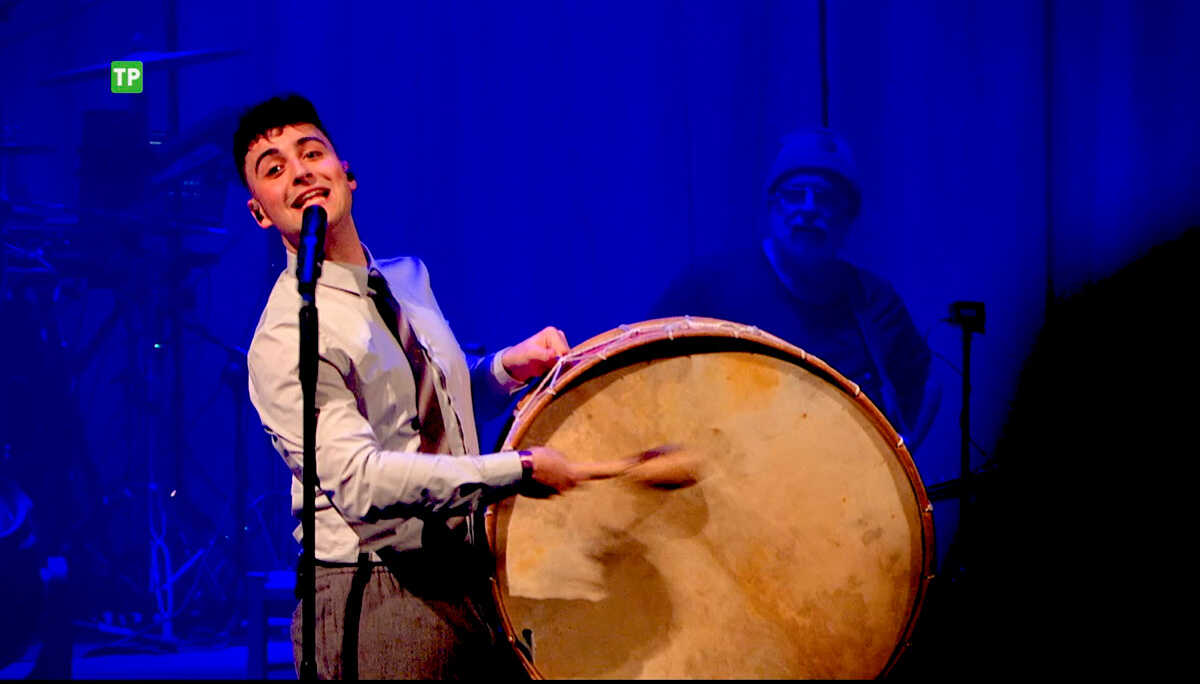 Juanjo Bona hält die Festrede in Magallón, seinem Geburtsort