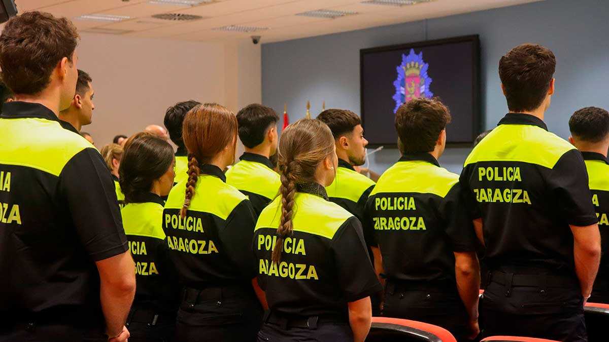 Vox will Polizisten auf Scootern in Zaragozas Vierteln einsetzen, um die Prävention zu stärken