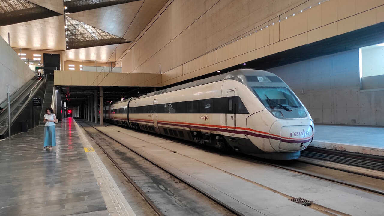 Zaragoza kündigt neue Verbindungen nach Andalusien an: Ziele und Reisezeiten