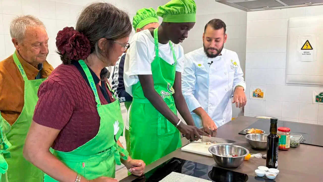 ATADES-Schüler eröffnen die 11. inklusiven Kochworkshops von Club Inclucina