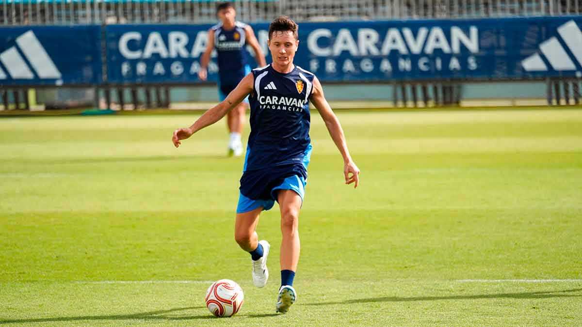 Aitkenhead zu Besuch, Ander in den ersten 15 Trainingsminuten bei Real Zaragoza