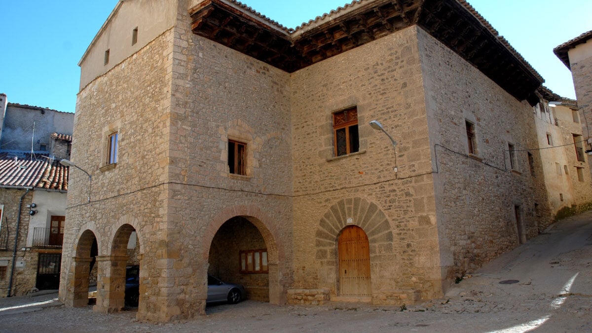 Weder Albarracín noch Teruel: Dieses Dorf im Maestrazgo verzauberte Cervantes und ist heute die Hauptstadt des aragonesischen Käses