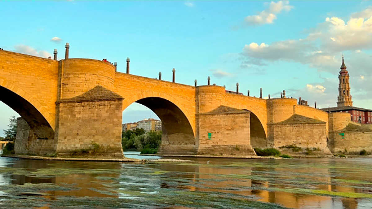 Puente de Piedra einen Tag gesperrt: Diese Buslinien sind betroffen