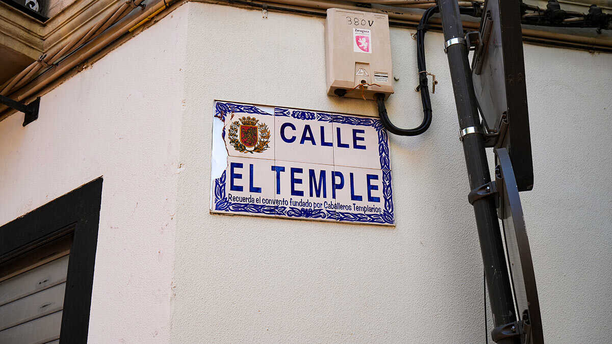 Warum eine zentrale Straße in Zaragoza Temple heißt: eine über 800 Jahre alte Geschichte der Templer