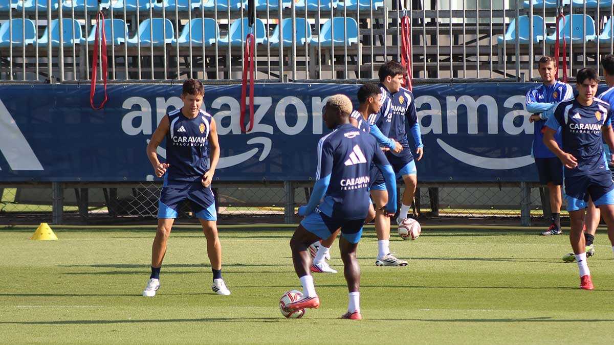 Real Zaragoza startet mit Ander als einzigem Ausfall ins erste Training der Woche