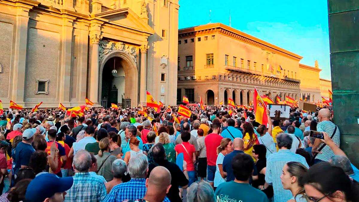 Zaragoza stellt sich hinter Ceuta: PP und Vox setzen ihre Anträge gegen PSOE und ZeC durch