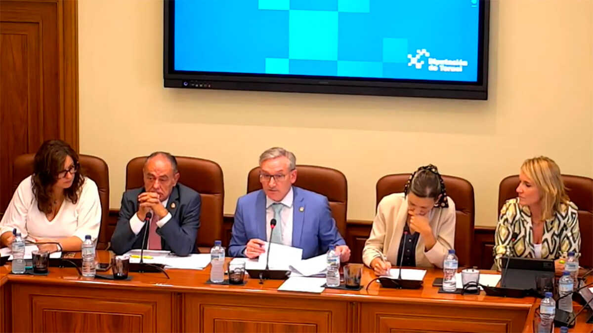 PSOE fordert Rücktritt des DPT-Präsidenten wegen „Respektlosigkeit“ gegenüber Feuerwehrleuten