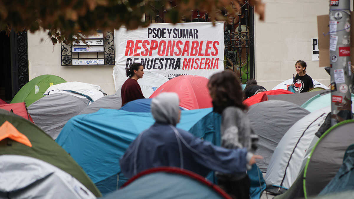 Ohne Alkohol und Drogen: Das sind die Regeln des Protestcamps auf der Plaza España in Zaragoza
