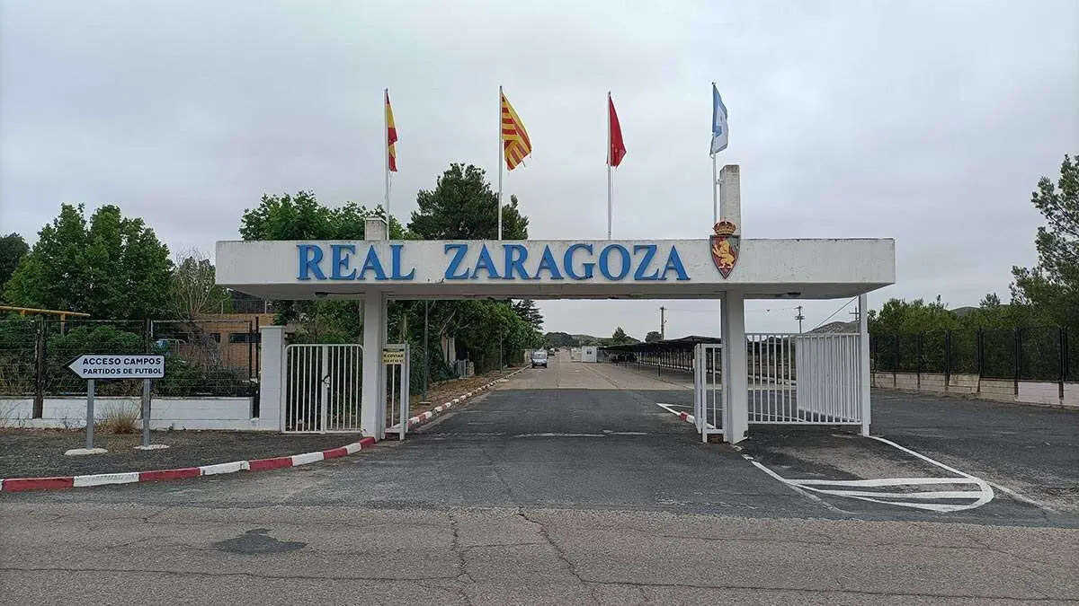 Real Zaragoza wartet auf Entscheidung über freigestellten Trainer der Cadete B wegen Demütigungen