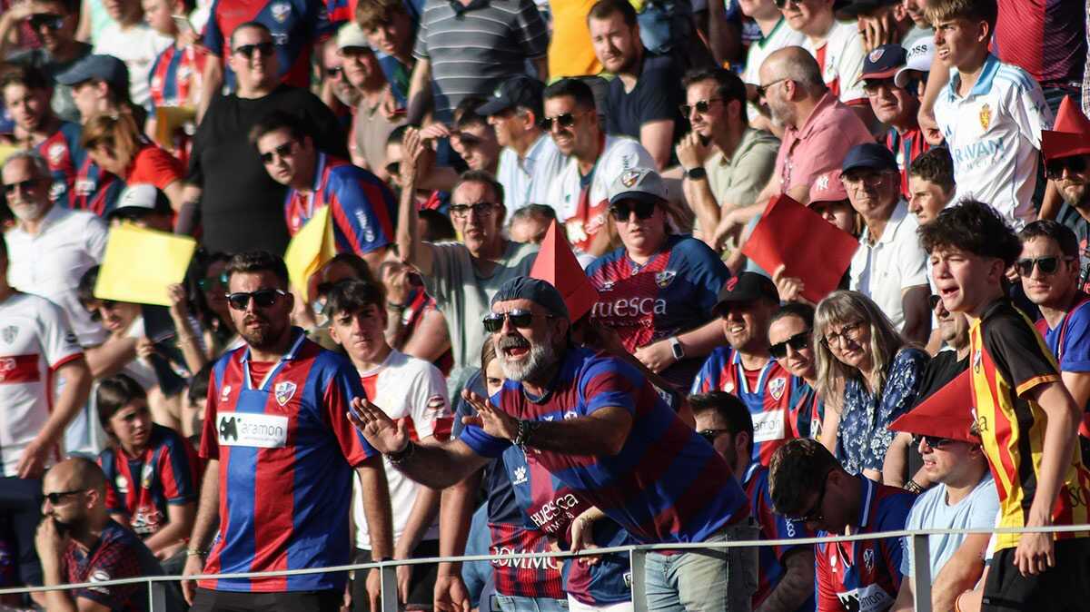 Sechs Monate Stadionverbot und 3.001 Euro: vorgeschlagene Sanktionen wegen Vorfällen vor dem Huesca-Real-Zaragoza-Spiel der vergangenen Saison