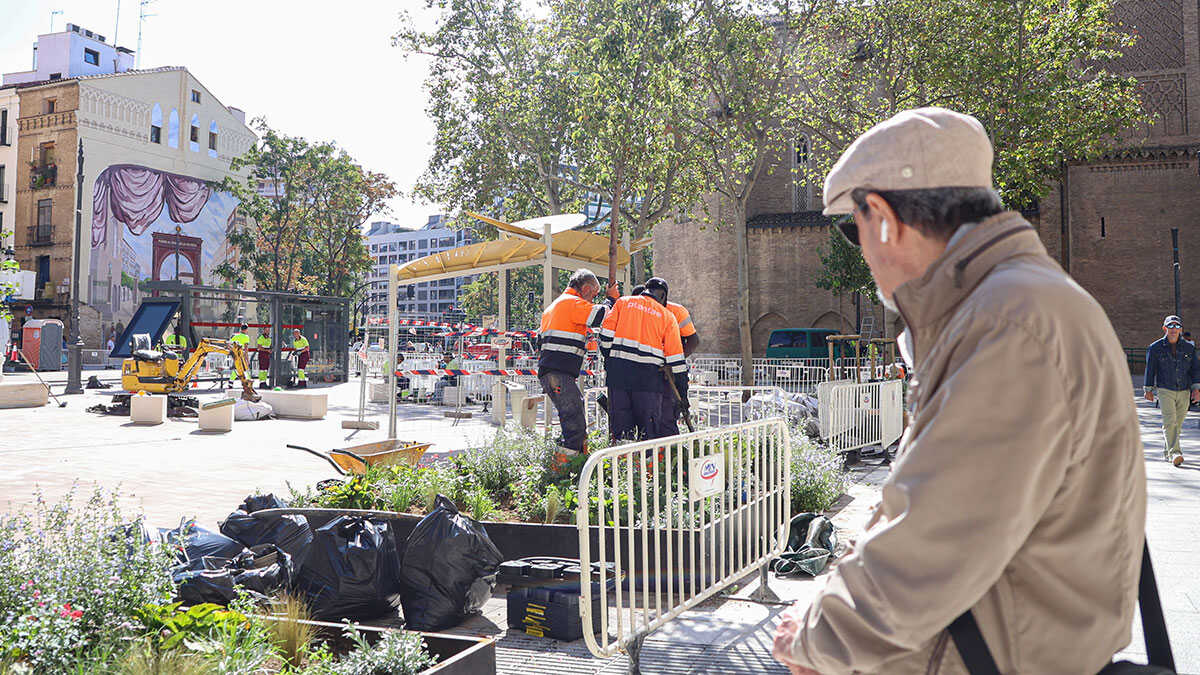 Zaragozas Plaza San Miguel vollständig wiedereröffnet: Busse halten wieder