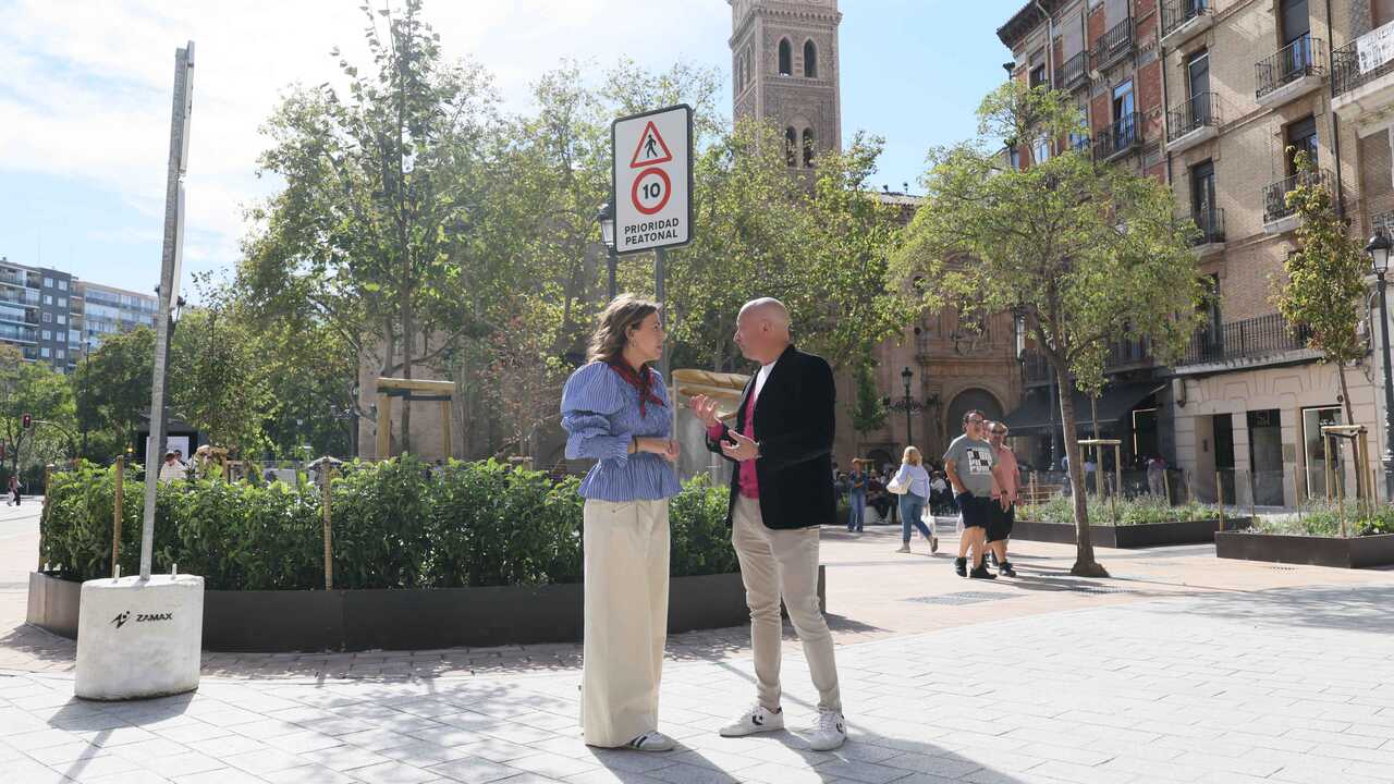Chueca betont das Lob für die neue Plaza San Miguel: „Sie sieht aus wie ein Märchenplatz“