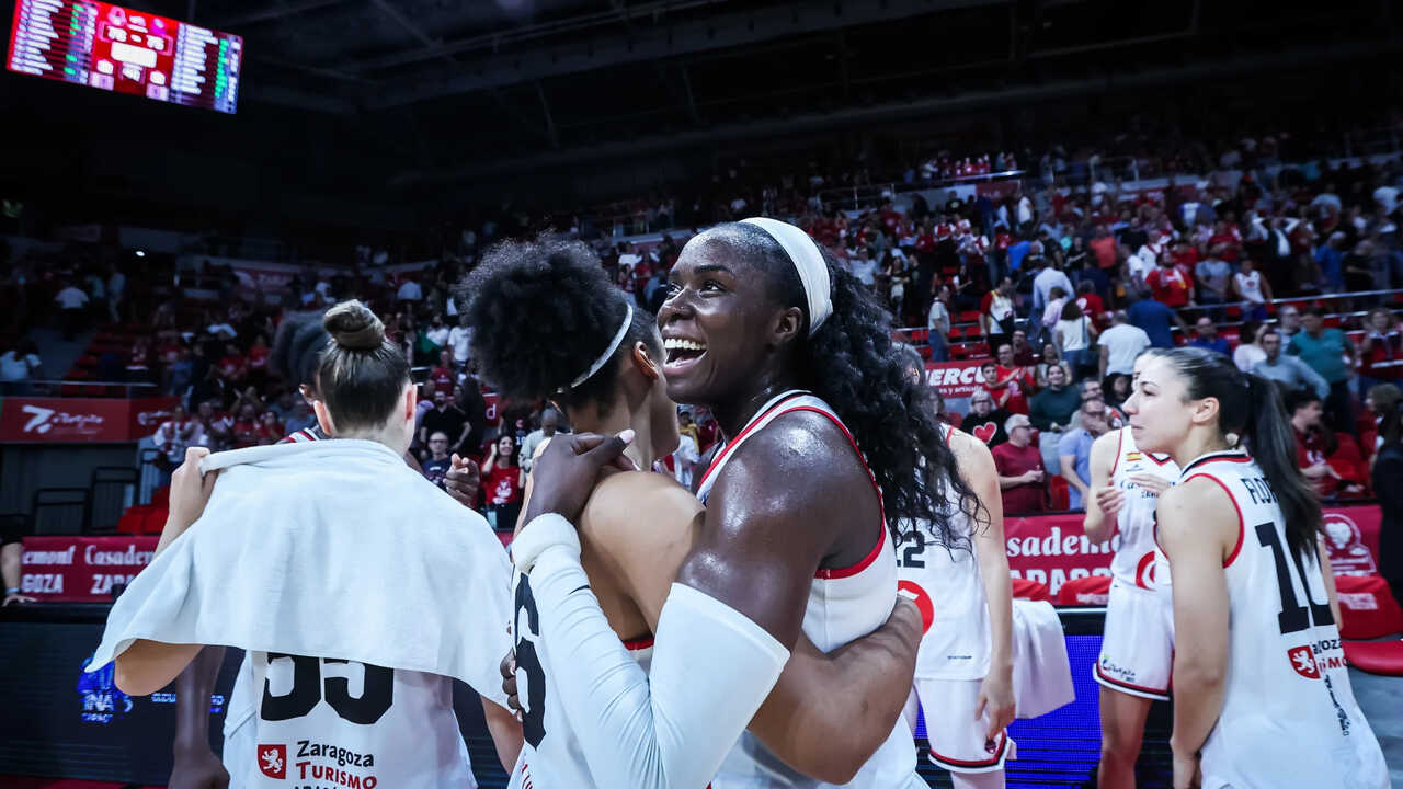 Casademont Zaragoza erwacht im letzten Moment und startet mit einem Zittersieg in die EuroLeague