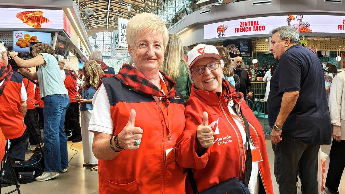 María Pilar und María Jesús, zwei Generationen ehrenamtlicher Helferinnen in Zaragoza: „Man bekommt mehr, als man gibt“
