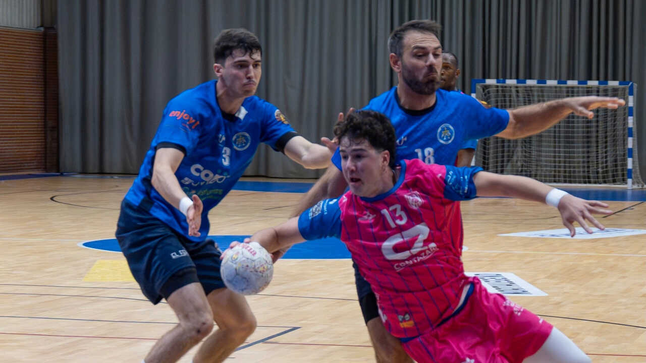 BM Contazara bleibt abgeschlagen, Bada Huesca auf direktem Aufstiegskurs