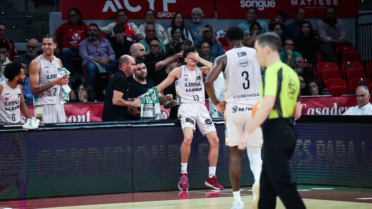 iLerna-Lleida-Spielmacher Adrià Rodríguez nach Aktion mit Trae Bell-Haynes schwer verletzt