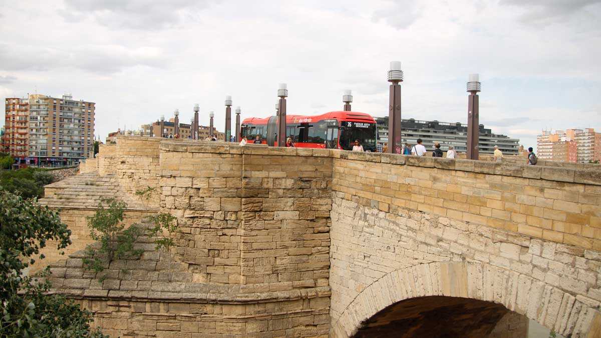 Steinbrücke schließt diesen Mittwoch wegen Drohnenflügen: Zeiten und umgeleitete Busse