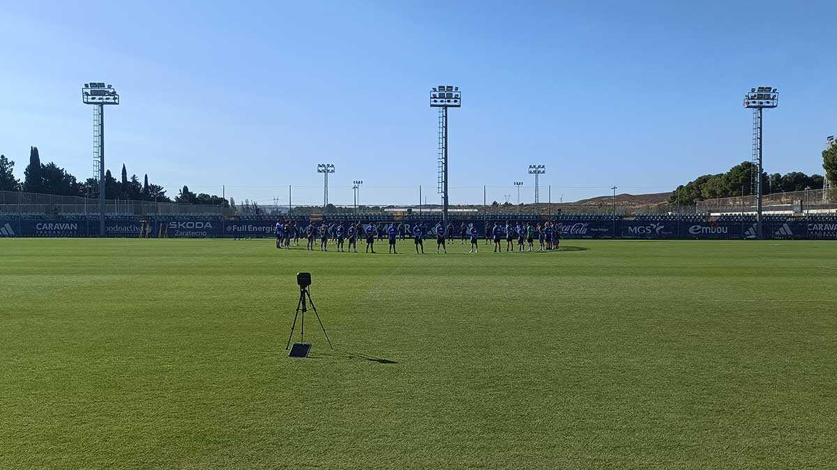 Schweigeminute bei Real Zaragoza nach dem Zugunglück
