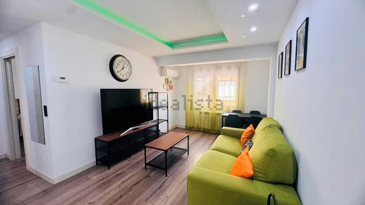 So sieht die 45 Quadratmeter große Wohnung in Zaragoza für 219.000 Euro aus: renoviert und möbliert