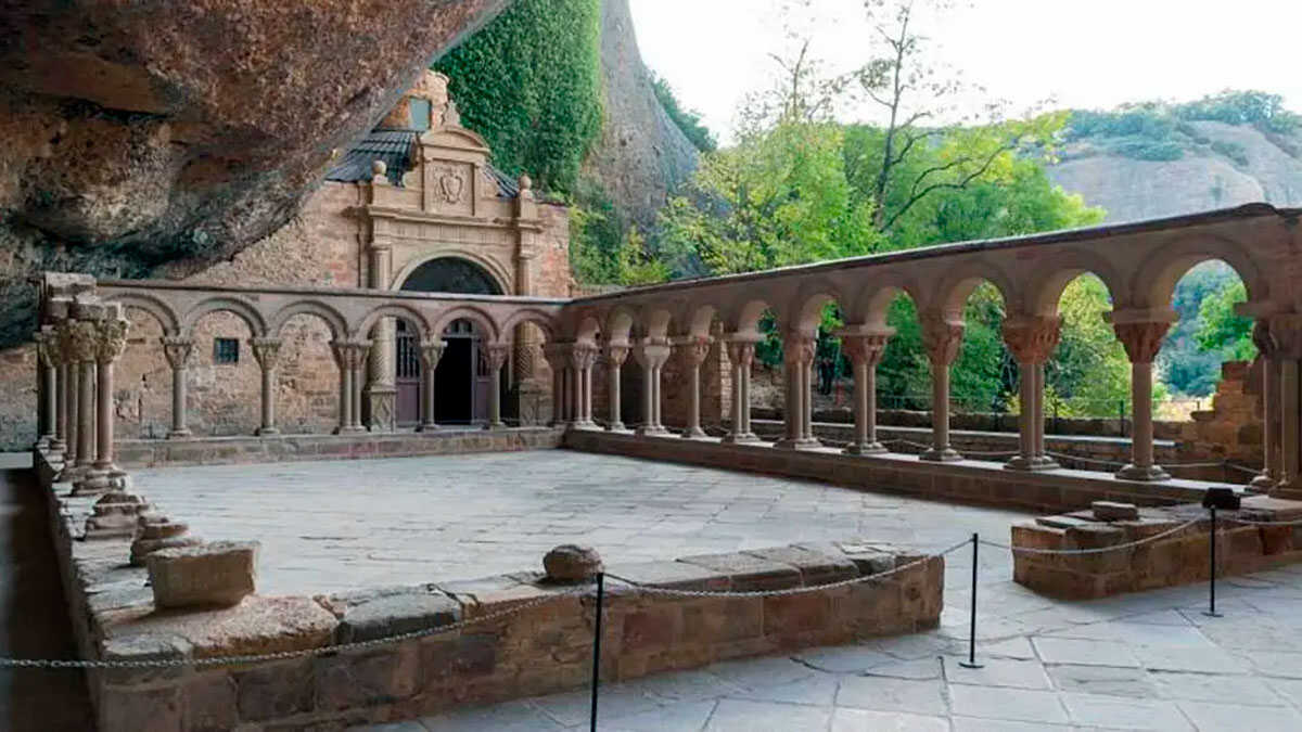 Das Kloster San Juan de la Peña öffnet nach dem Brand wieder: Wann kann man dieses historische Juwel besichtigen?