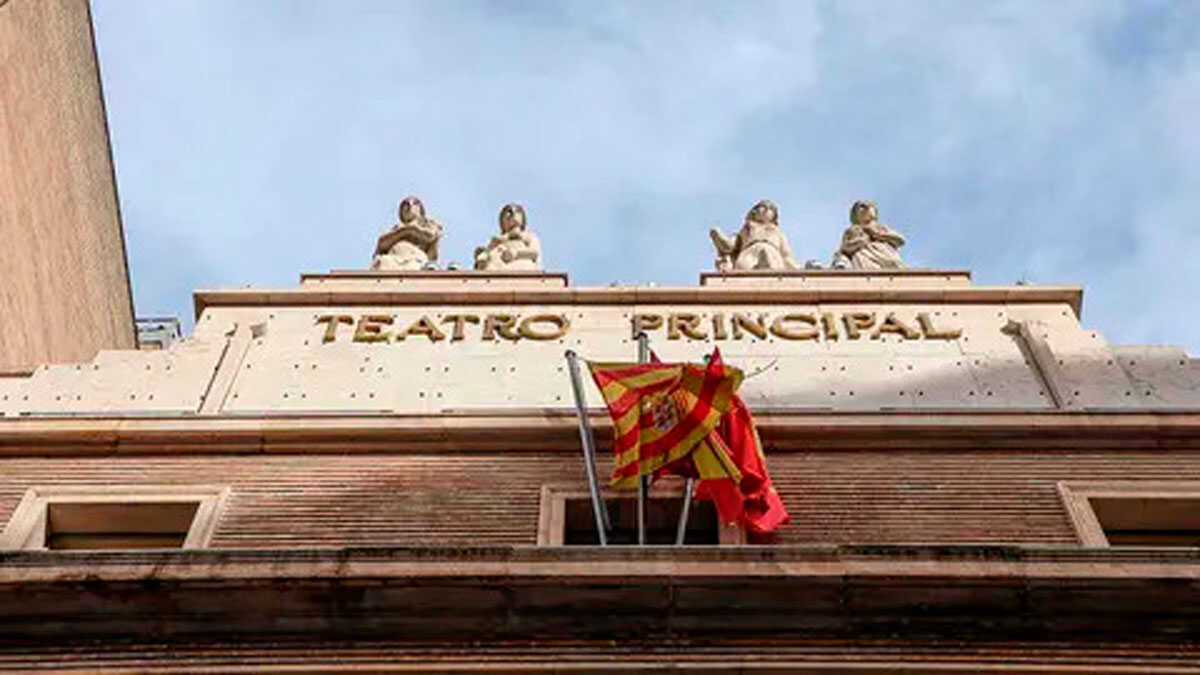 Das Teatro Principal modernisiert sein Erscheinungsbild mit einer LED-Wand an der Fassade